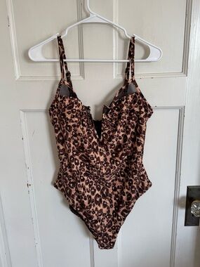 NWT Aerie leopard print one piece swimsuit size xl